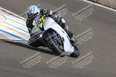 media/Oct-12-2025-CRA (Sun) [[e621380112]]/Races/Race 9/